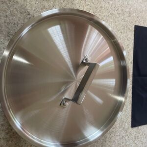 Aava set of luxury pots and pans